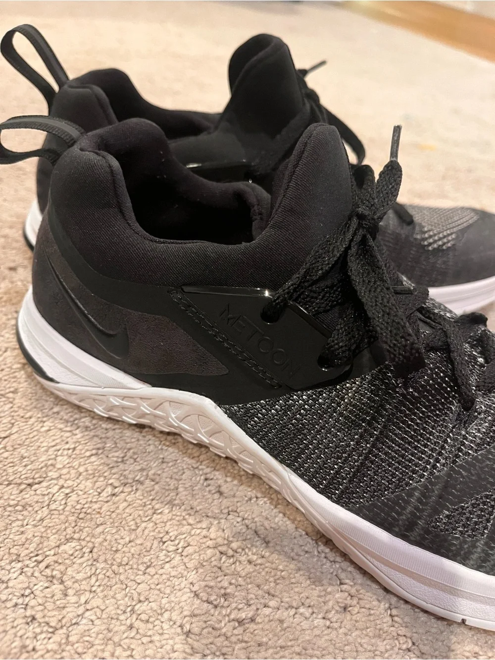 Nike Women’s Metcon Flyknit 3 size 12